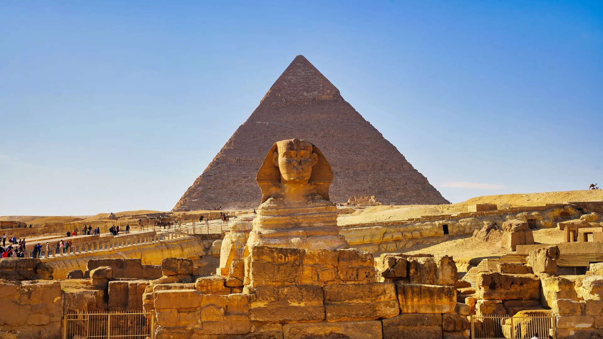 travel guide image